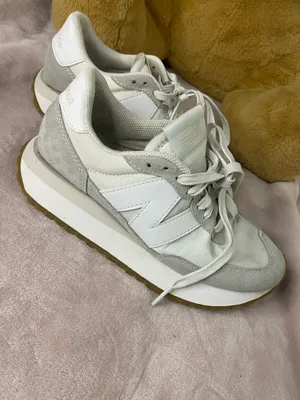New Balance 237 Classic Sneaker, Womens Size 6 Mens 4.5 thumbnail 1