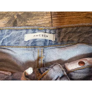 PacSun 90s Boyfriend Jeans Light Wash Distressed Denim Size 27 Ripped Grunge Y2K thumbnail 4
