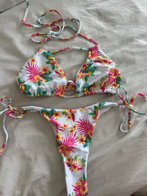 Floral bathing suit Multiple Size M thumbnail 2