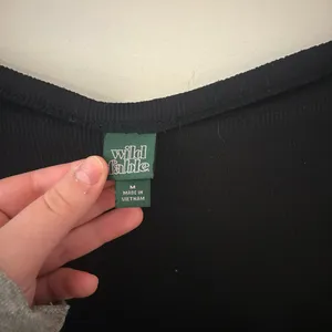 Wild Fable Black Long Sleeve Crop Top thumbnail 3