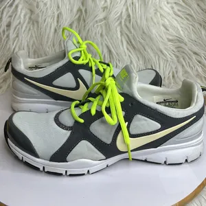 Nike Training In Season TR2 Size 7.5. Light dark gray / green. thumbnail 9