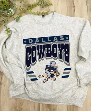 Boutique NEW - Dallas Cowboys Sweatshirt thumbnail 1