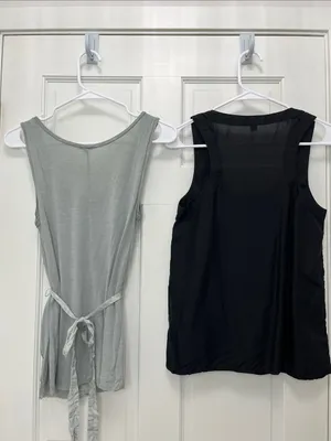 Banana Republic & J. Crew Sleeveless Silk Blend Blouse - Size XS thumbnail 6