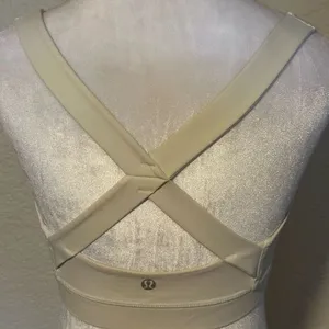Lululemon Energy Bra Tan Beige 8 Women Crossback Yoga Workout‎ thumbnail 6