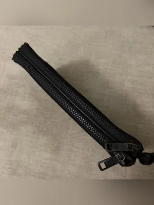 Lululemon Double Zipper Compartment Wristlet Black thumbnail 10