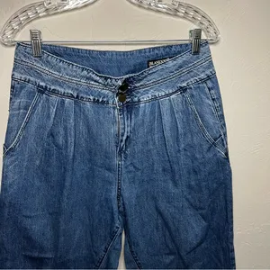 Blank NYC The Balloon Bo Legged‎ High Rise Pleated Flowy Trouser Denim Jeans thumbnail 3