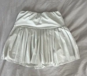 Skirt thumbnail 1