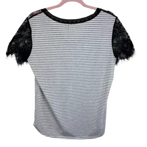 MAZIK Black Lace Trim Gray Striped‎ Lightweight V-Neck T-Shirt Size L thumbnail 2