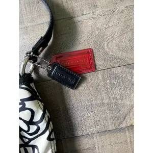 COACH Graffiti Kyra Poppy‎ black white red sateen shoulder crossbody bag F16864 thumbnail 3