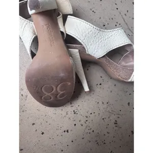 Pedro Garcia Womens Sz 38 White Toscana Leather Peep Toe Sandal Pump Shoes thumbnail 10