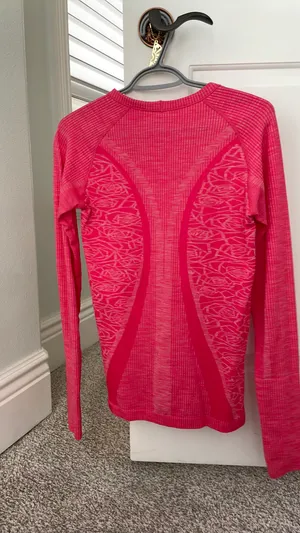 Lulu Hot pink long sleeve thumbnail 2