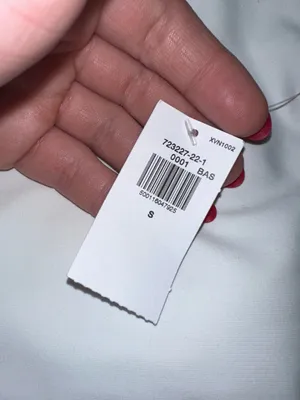 Old Navy White Scoop Neck Tank Top - Fitted Stretch thumbnail 4