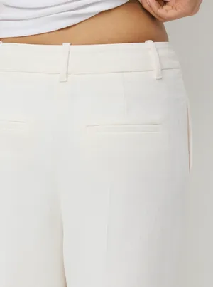White Aritzia The Effortless Pant thumbnail 3