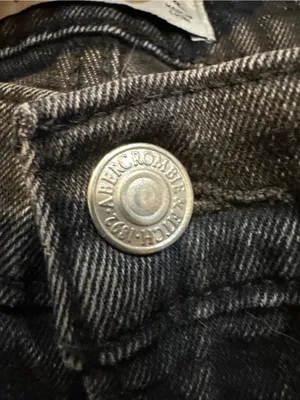 Black Washed Straight-Leg Jeans thumbnail 3