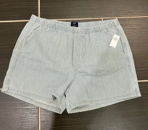 Gap Shorts thumbnail 1