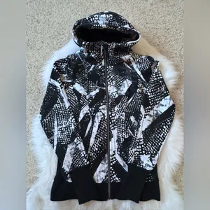 Lululemon Scuba Hoodie III Static Mist White Black / Black thumbnail 5