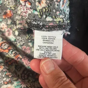 BDG floral cotton mini skirt. Size 12. thumbnail 4