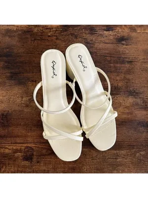 Qupid‎ Strappy Block Heel Slide Sandals Size 10 Cream Square Toe Minimalist thumbnail 2