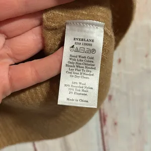 EVERLANE The Cozy-Stretch Wool Blend Ribbed Crop Tank in Camel Size Medium NWT thumbnail 9