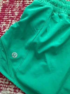 Lululemon Hotty Hot Shorts 2.5" thumbnail 4