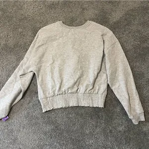 Disney Alice In Wonderland Rabbit Gray Sweatshirt Crewneck Womens thumbnail 5