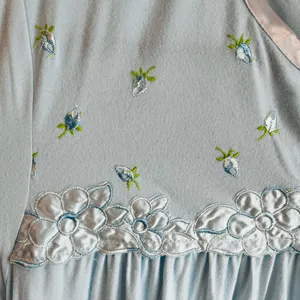 Schrank Vintage Light Blue Embroidered Nightgown Size Large Satin Trim thumbnail 5