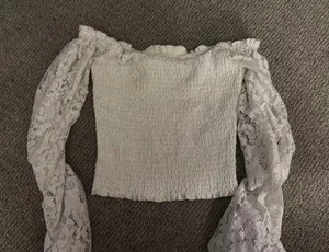 Hollister Long sleeve thumbnail 1