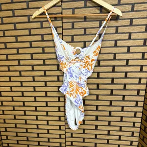 Lucky Purple‎ And Orange Cutout Front One Piece Swimsuit Size Small thumbnail 3