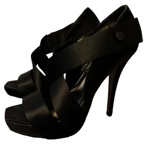Steve Madden Black‎ Satin Bradlly Heels thumbnail 2