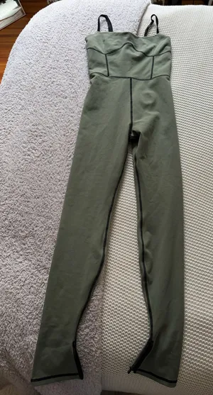 Jumpsuit  thumbnail 1