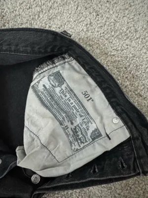 Levi’s 501 Black Denim Shorts thumbnail 5