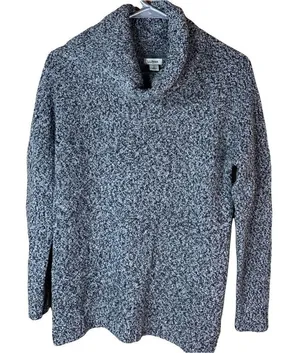 L.L. Bean wool blend turtle neck sweater‎ Gray Size L thumbnail 1