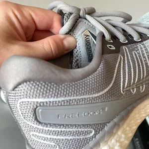 Saucony Freedom ISO 2 Women’s Running Shoes Gray Mint Sneakers Size 6.5 thumbnail 6