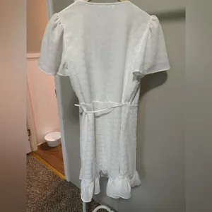 Maurice's White Shortsleeve Wrap Mini Dress Size Small bridal feminine homecoming wedding thumbnail 5