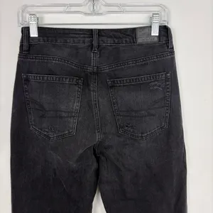 American Eagle Mom Straight Jean Washed Black Denim High Rise Size 2 Regular thumbnail 8