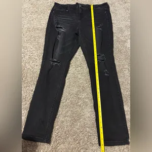 (Maurices) Black Distressed Skinny Jeans: Size XL-R thumbnail 4