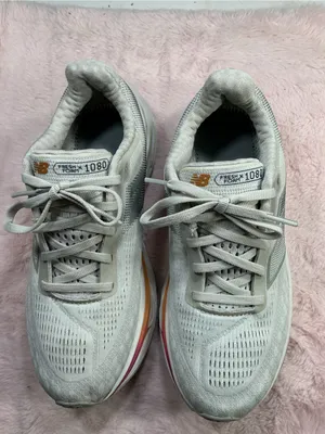New Balance Women's Light Gray / White Walking Sneakers 177 thumbnail 2