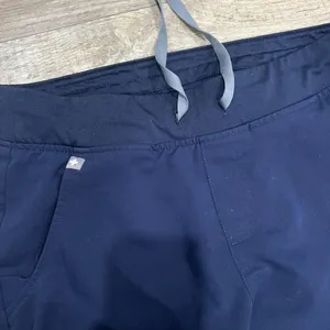 Figs small‎ blue pants thumbnail 5