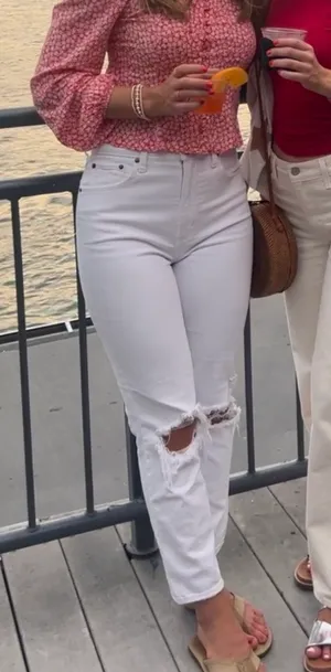 Abercrombie Curve Love Jeans Straight High-Rise white thumbnail 1