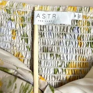 ASTR The‎ Label Yellow Floral Puff Sleeve Mini Dress S Homecoming Cottagecore thumbnail 11