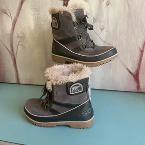Sorel Tivoli II Tall Ankle Fur Lined Lace Up Winter Snow Boots Size 6.5 Women's thumbnail 3