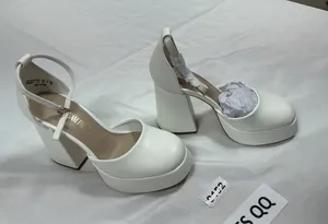 Dream Paris Womans Excellent Platform Stacked Heel Pumps Size Eu 36.5 Us 6 White thumbnail 1