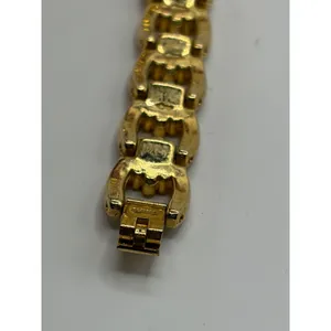 Womens Gold Tone Quartz Watch Rhinestone Bezel Base‎ Metal Japan Movement thumbnail 4