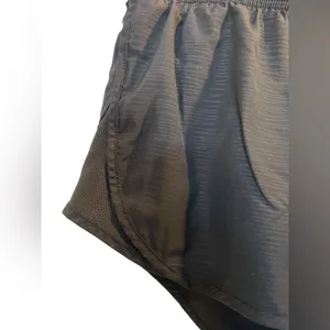 NIKE Dri-Fit Black Brief-Lined Athletic Running Shorts - Size Small thumbnail 3
