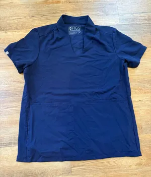 Figs Women's Navy Short-Sleeve V-Neck Scrub Top Medium thumbnail 1