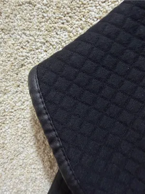 Black quilted jacket medium lightweight transition fall classic neutral capsule thumbnail 4