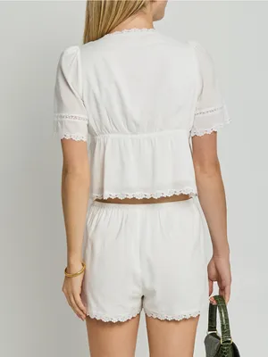 NWT kourt Emma Top size Medium M White tie front lace blouse Few Moda thumbnail 2