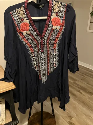 ANDREE BY UNIT Navy Tunic with Coral and Cream Embroidery thumbnail 5