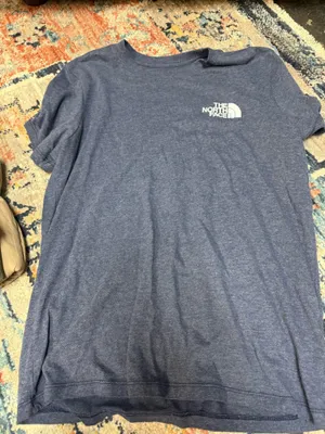 North Face Tshirt  thumbnail 1