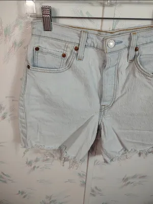 Levi's 501 cut off jean shorts thumbnail 2